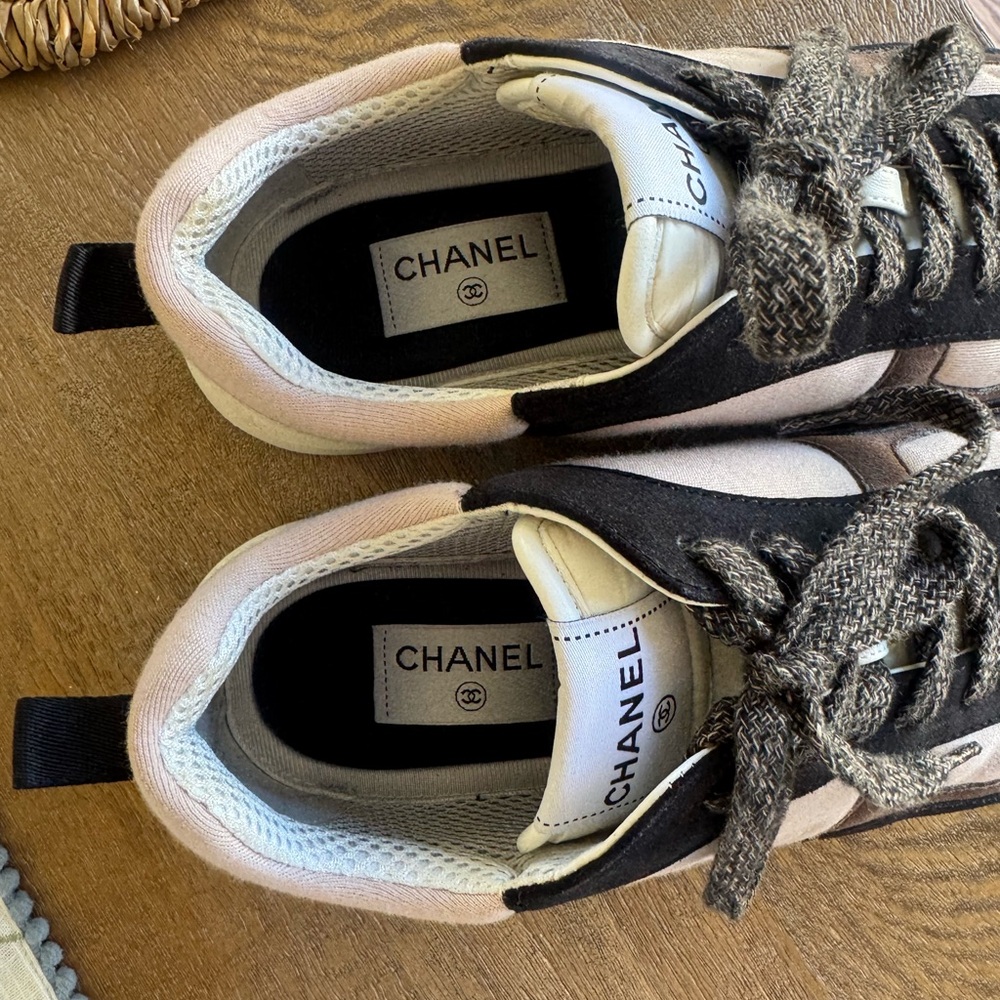 CHANEL Pink and Black Suede-Trim Athletic Sneakers - Picture 2 of 8